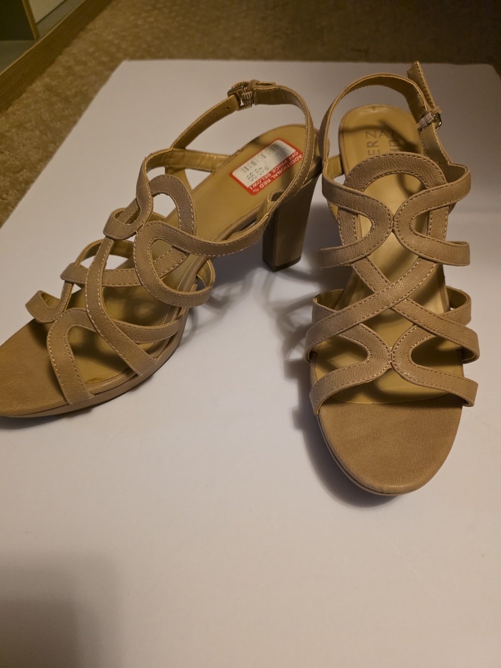 Naturalizer Women's Tan Strappy Block Heel Sandals